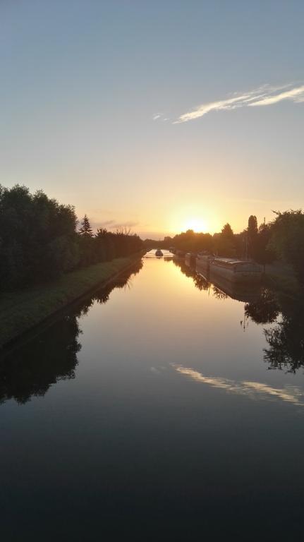 Bateau Entre Lille Et Paris Bed & Breakfast Thourotte Bagian luar foto